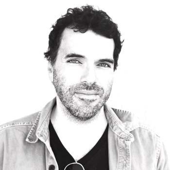 Simon Wilches