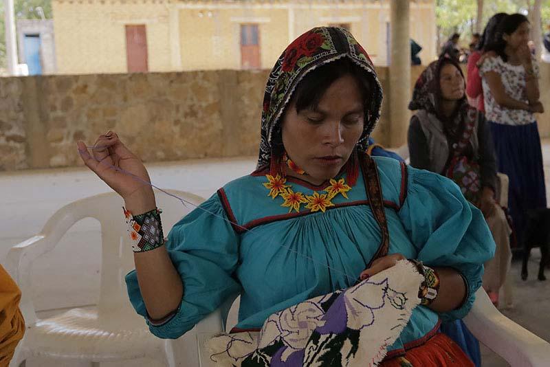 Antes del lanzamiento de la empresa Govea, Patricia capacitó a 300 mujeres en 12 comunidades.