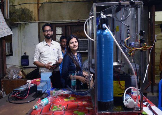 Arosia solar-powered water purification and dispensing system