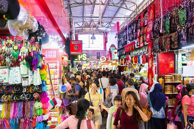 Marché de Bugis à Singapour.