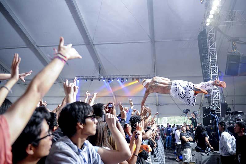 El grupo sudafricano de hip hop Die Antwoord en el Festival Corona Capital en la Ciudad de México.